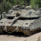 Izraelský tank Merkava, osvědčený bojový prostředek. Může jej do výzbroje získat i bojující Ukrajina?