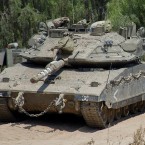 Izraelský tank Merkava, osvědčený bojový prostředek. Může jej do výzbroje získat i bojující Ukrajina?