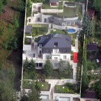 Vila Radovana Krejčíře prošla po požáru renovací a doslova vstává z popela
