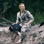 Původně znamenalo slovo „tramp“ loď bez pravidelného jízdního řádu, vozící zboží, případně náhodné cestující z přístavu do přístavu podle přání majitelů