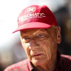 Niki Lauda a jeho příběh je obdivuhodný