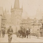 Těžko uvěřitelné, že Karlův most nebyl dříve jen pro pěší