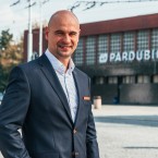 Martin Kolovratník prostě na Pardubice nedá dopustit. Co s městem udělá rušné letiště? 