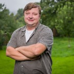Postavu Davida hraje Michal Isteník