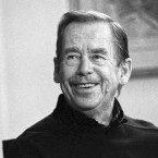 Václav Havel byl pár dní po své smrti oslavován. Jak tomu bylo za jeho života a jak je tomu dnes? 