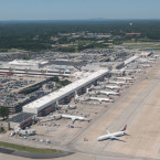 Mezinárodní letiště Hartsfield-Jackson bylo založeno roku 1925 z podnětu primátora W. Simse