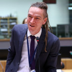 Ivan Bartoš nepřijal žádnou zodpovědnost. Dokonce se snaží informace tutlat