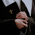 V baroku se dostala do výrazného popředí opět církev. Zejména řeholnické řády zde vynikaly. Vizionářka Maxmiliána Zásmucká patřila k jednomu z nich