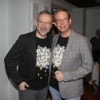 Moderátorovi (vpravo) byl ve složité situaci velkou oporou jeho partner Michal Jagelka