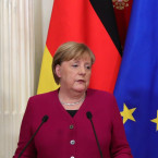 Angela Merkelová a Vladimír Putin na konferenci v Moskvě