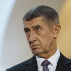 Divadlo RePublika uvedla na jeviště knihu Jaroslava Kmenty Boss Babiš. Města se jí bojí. Proč? 