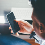 Do některých e-shopů se nedovoláte, povinnost zveřejnit telefonní číslo totiž nemají 